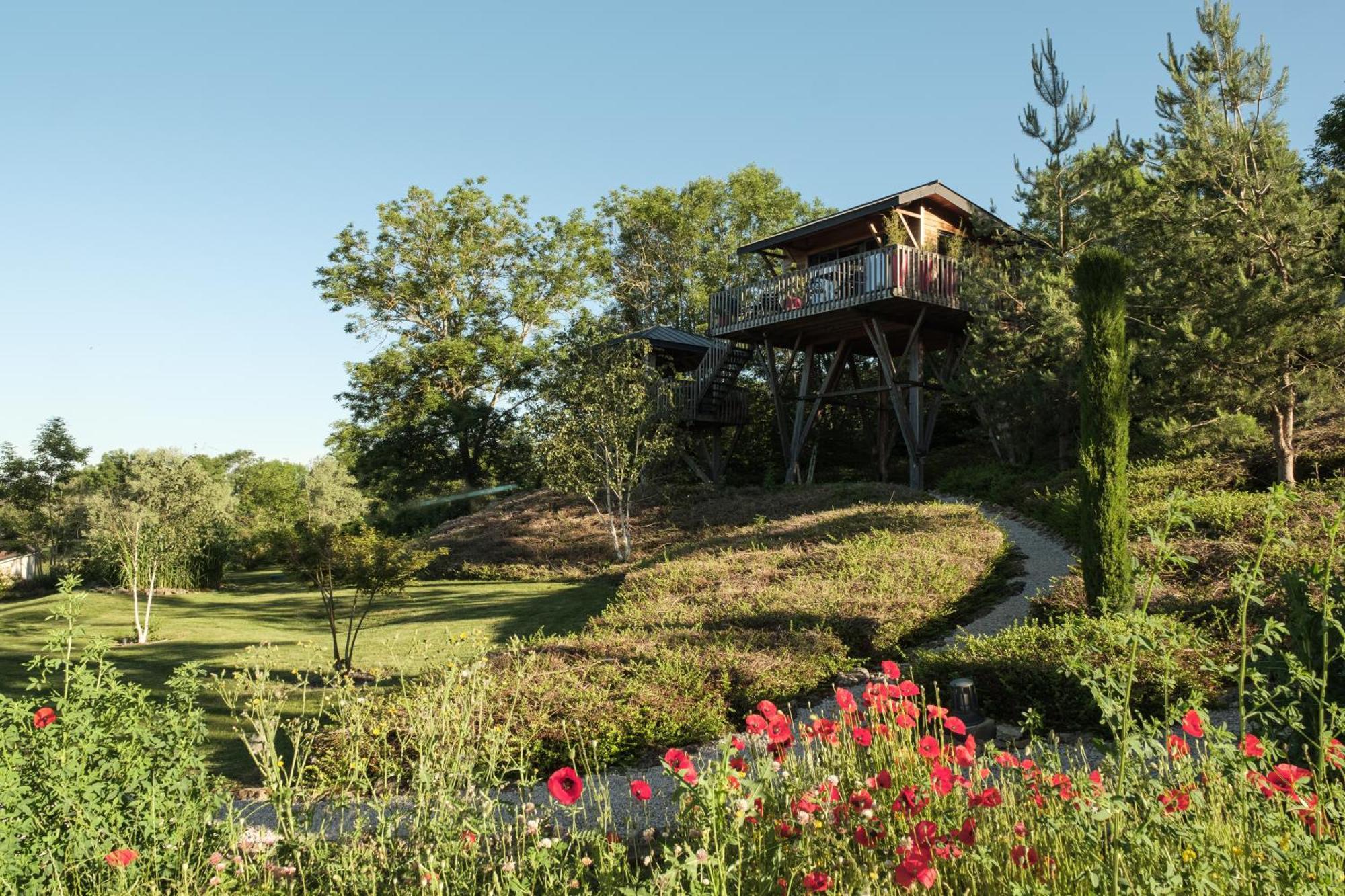 Le Domaine Des Pres Verts Suites & Chambres Avec Jacuzzi Privatif Jouey Dış mekan fotoğraf